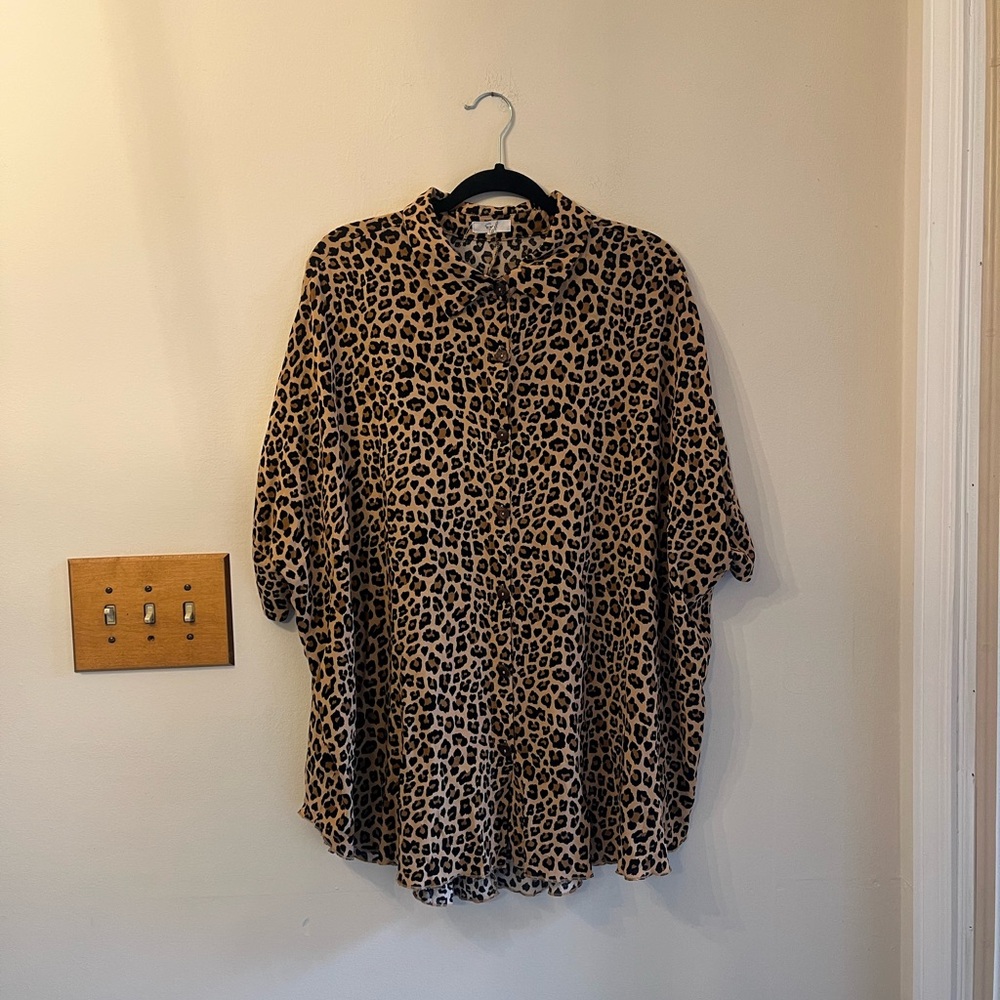 Easel Leopard Print Button Down Shirt